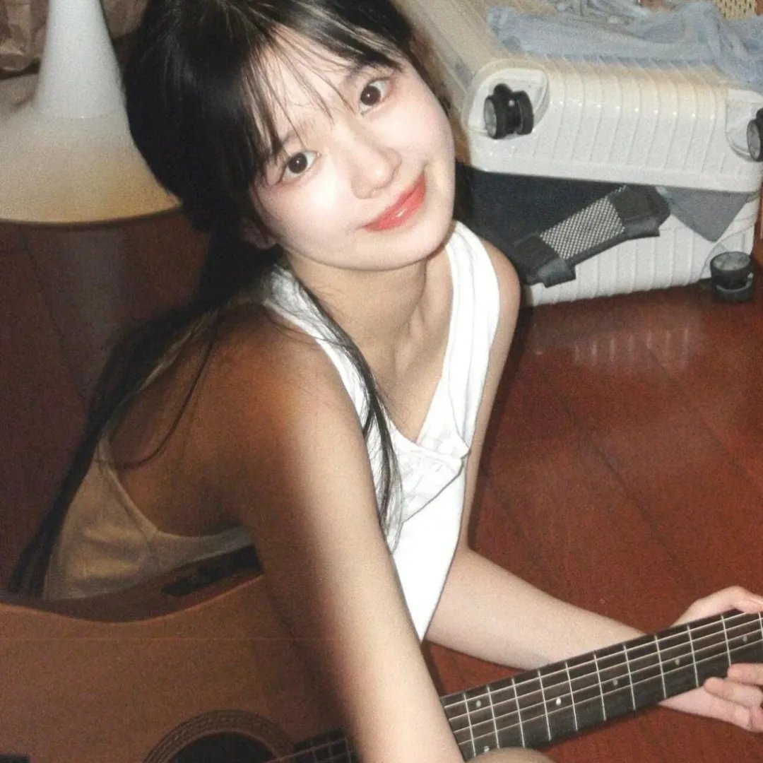 特务谜云